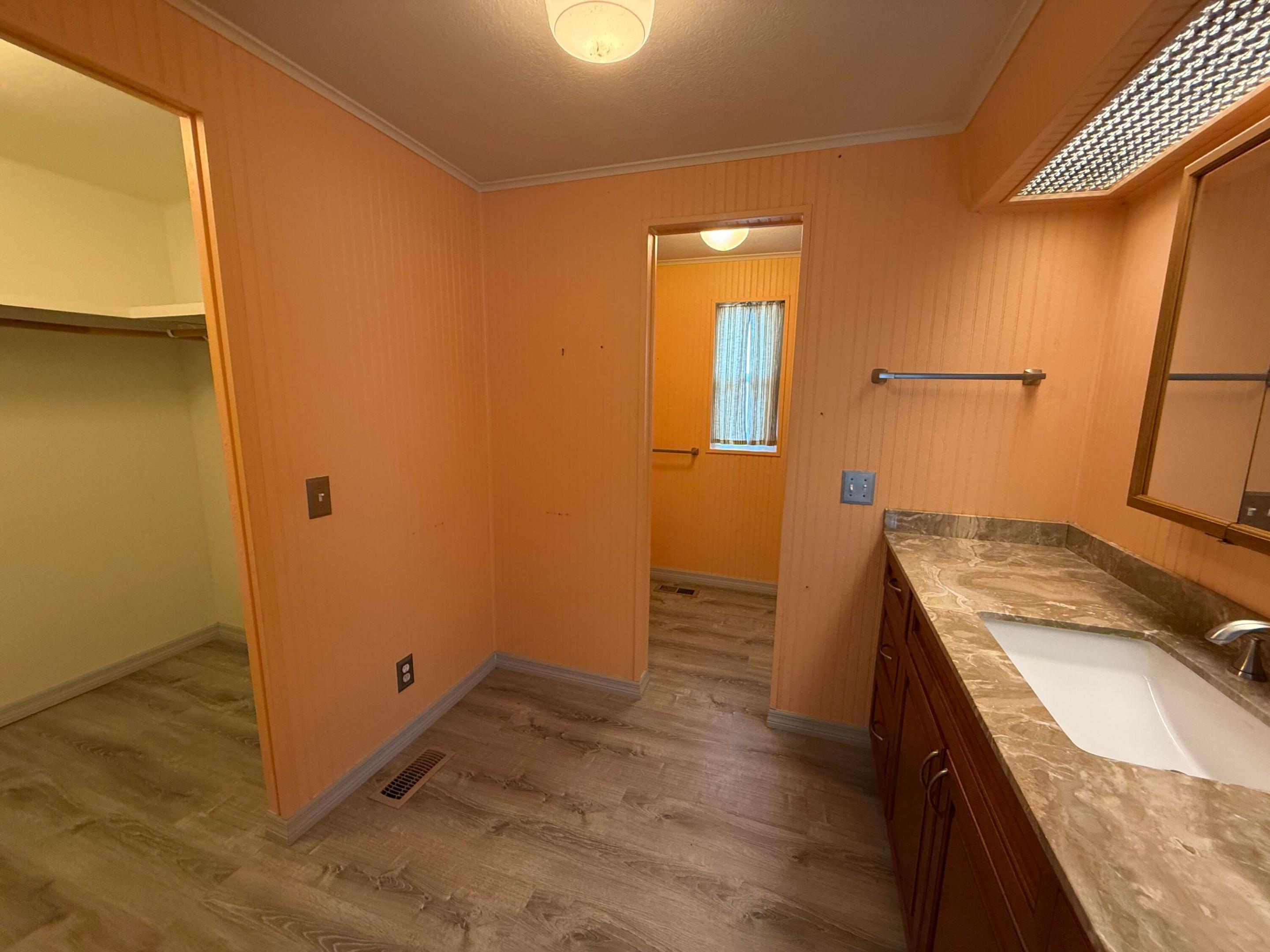 RIDGEWAY - Residential