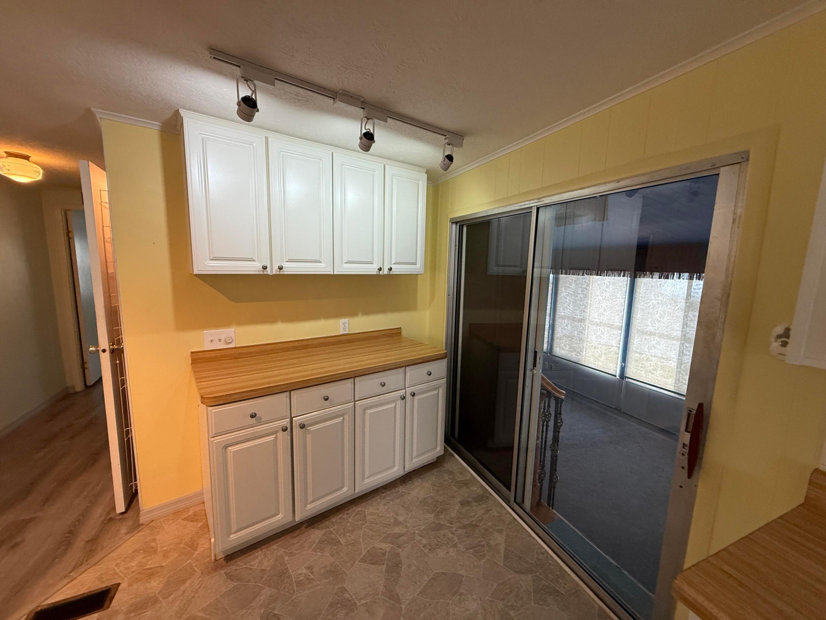 RIDGEWAY - Residential