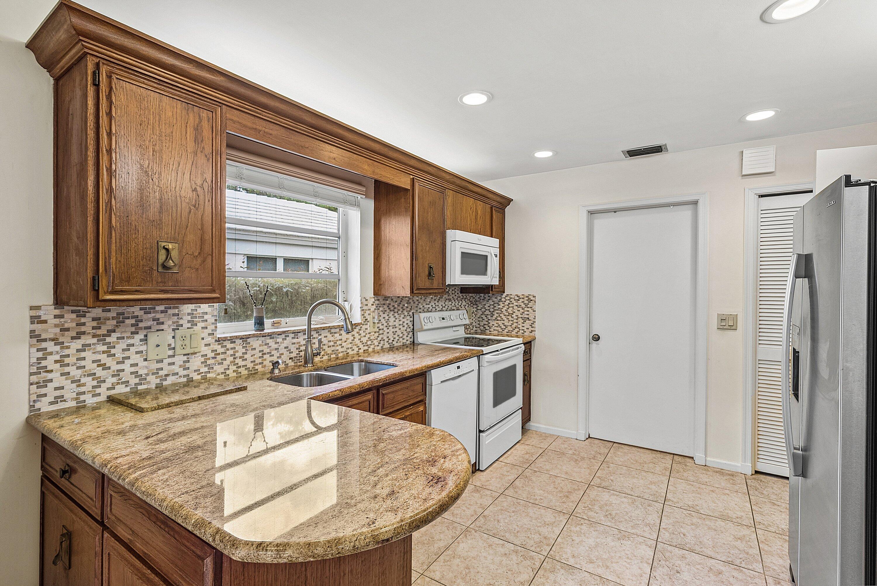 QUAIL RIDGE - Residential