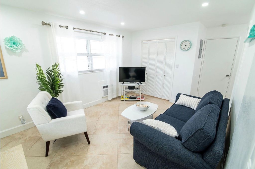 Photo of 3230 NE 13th Street #203, Pompano Beach, FL 33062 (MLS # F10556433)