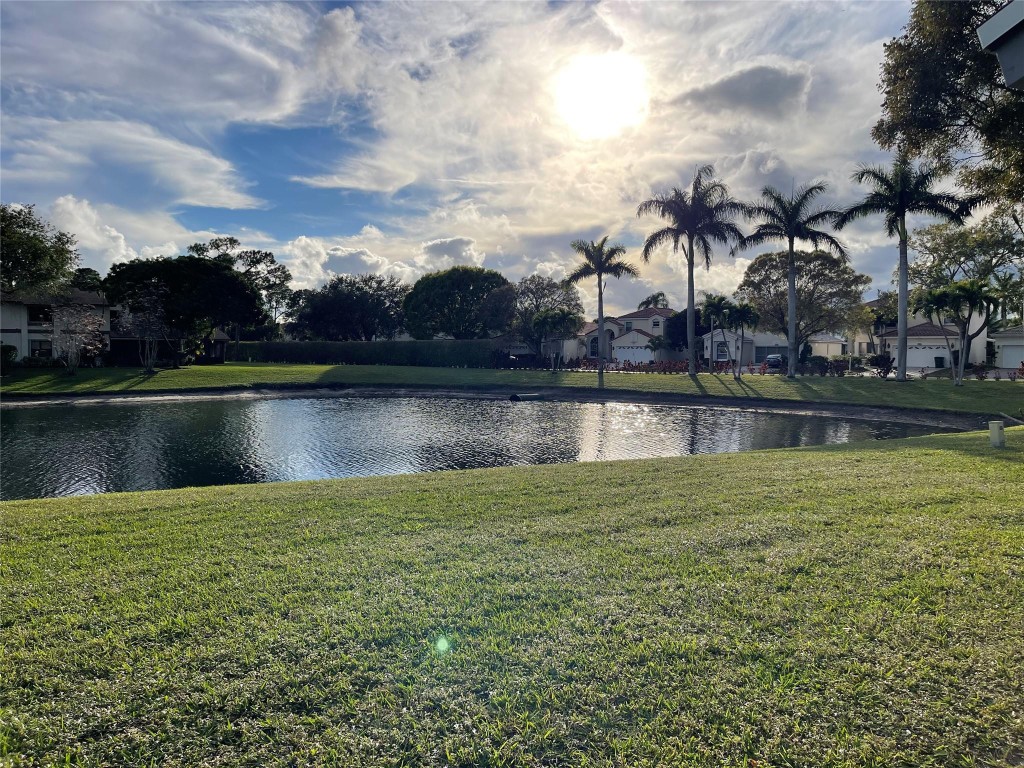 Villages of Woodlake 01 - Residential