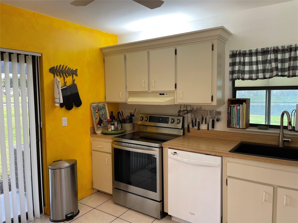 Villages of Woodlake 01 - Residential