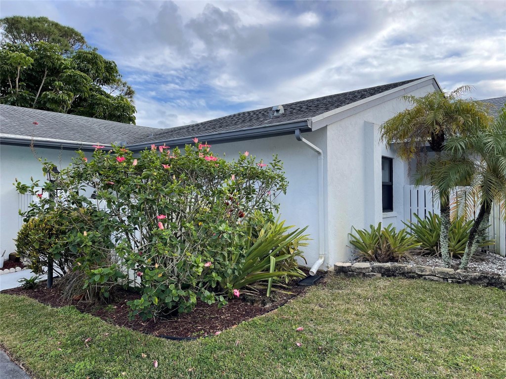 Villages of Woodlake 01 - Residential