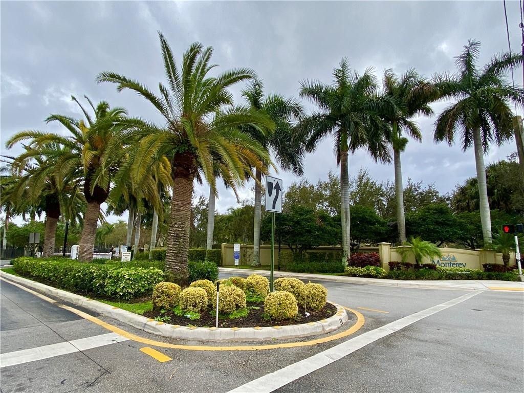 Photo of 105 Monterey Bay Drive, Boynton Beach, FL 33426 (MLS # F10463912)