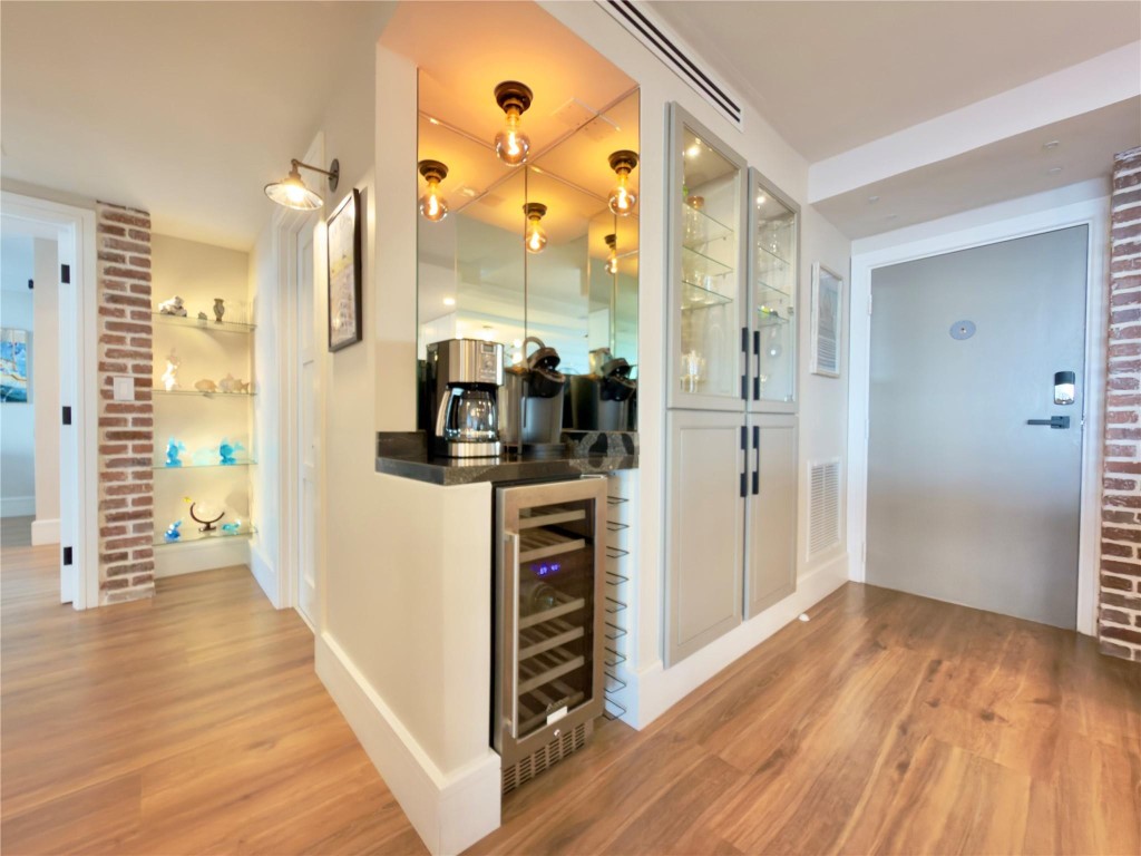 Ocean Harbor Condominium - Residential