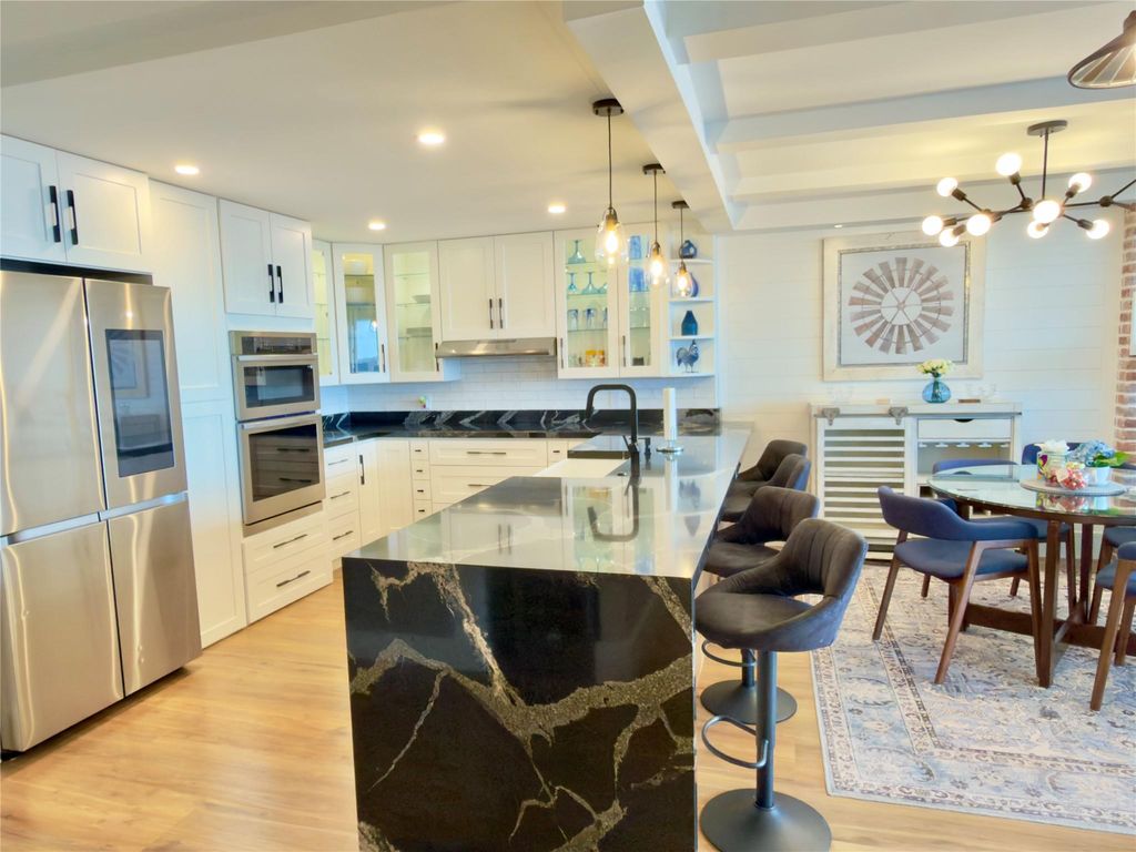 Photo of 800 SE 20th Ave #1110, Deerfield Beach, FL 33441 (MLS # F10541277)