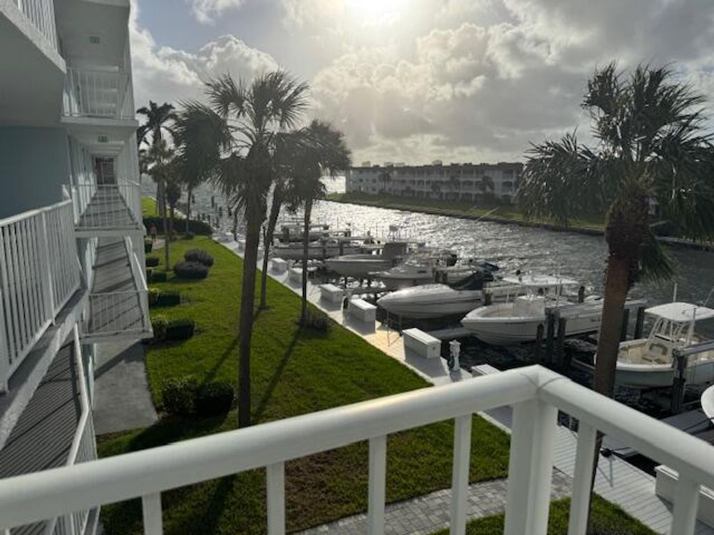 Photo of 104 Paradise Harbour 307 Boulevard #307, North Palm Beach, FL 33408 (MLS # R11033221)