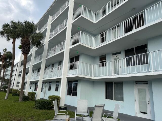 PARADISE VILLAS CONDO - Residential Lease