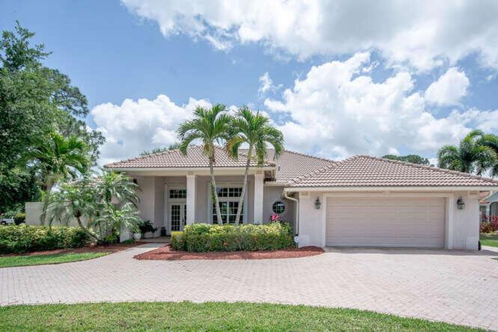 Photo of 8260 SW Skipper Drive, Stuart, FL 34997 (MLS # R10793595)