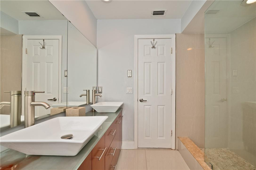 Jacaranda Area 9 93-46 B - Residential