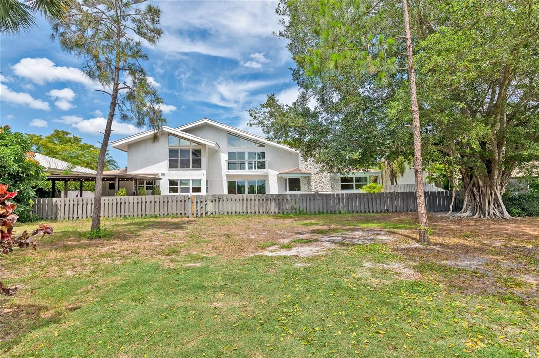 Jacaranda Area 9 93-46 B - Residential