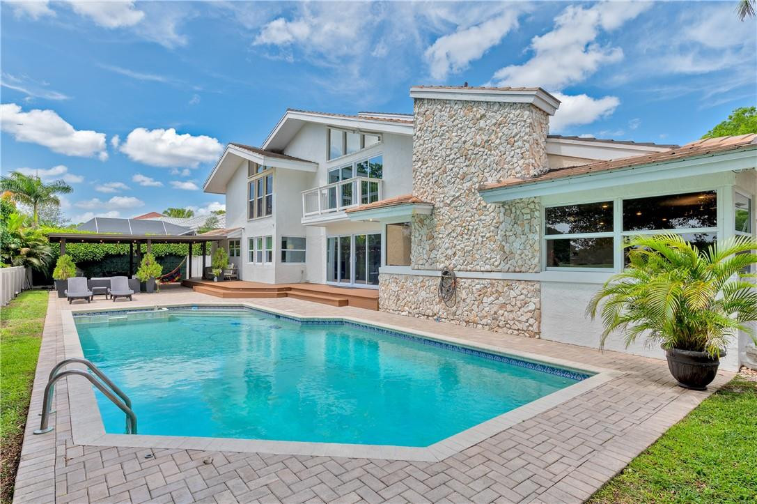 Jacaranda Area 9 93-46 B - Residential