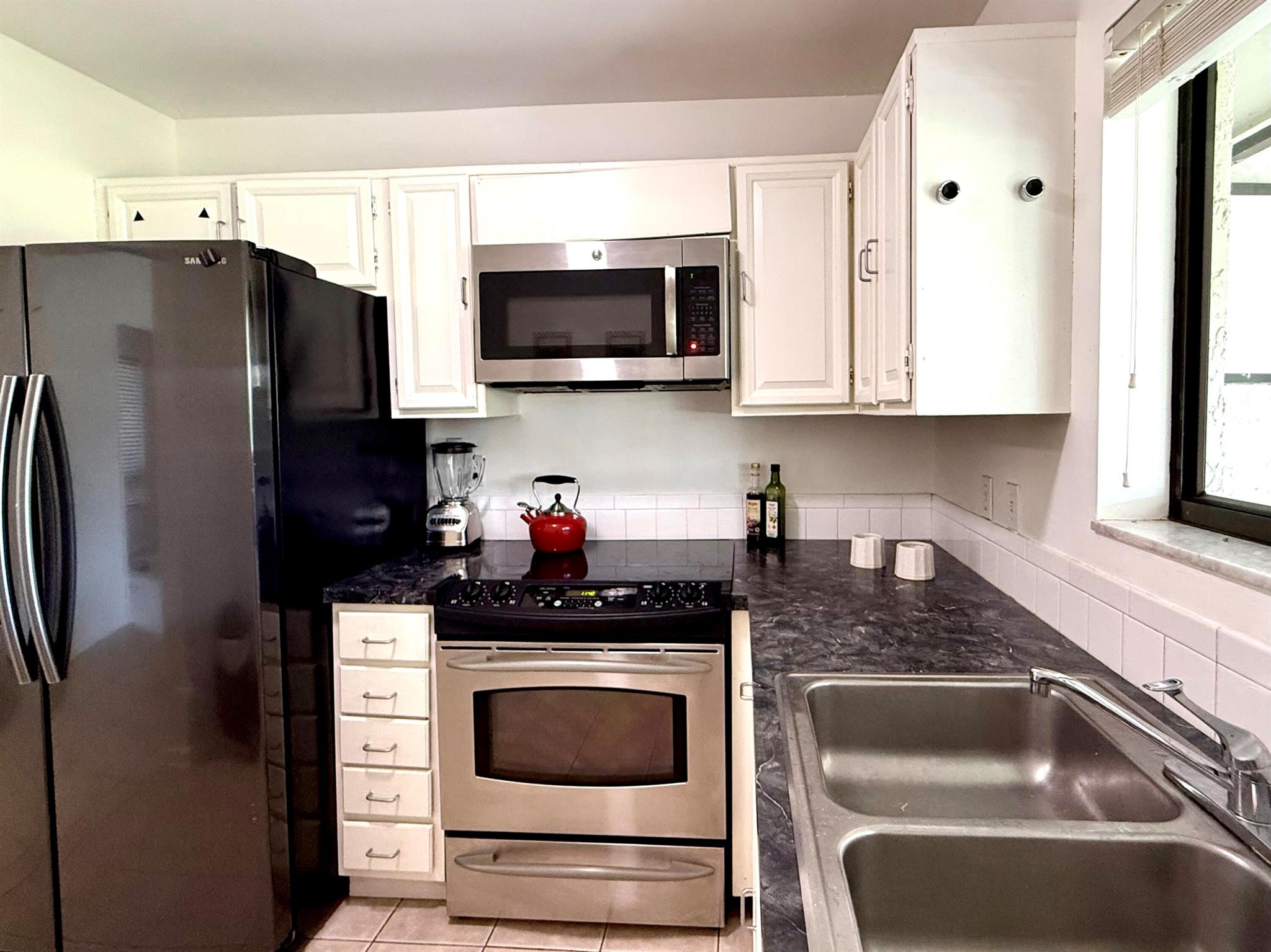 TALLPINE PH I - Residential Lease