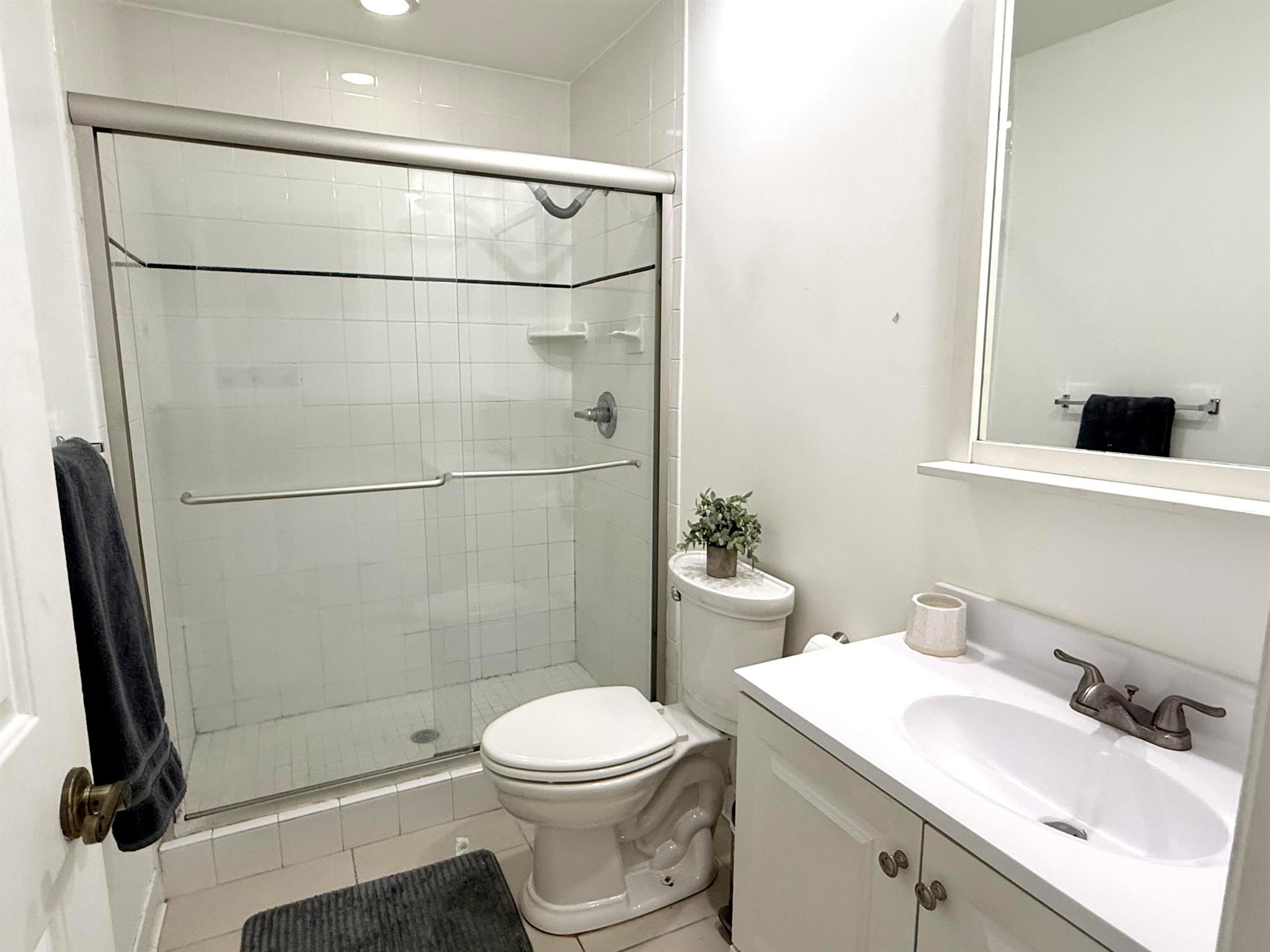 TALLPINE PH I - Residential Lease