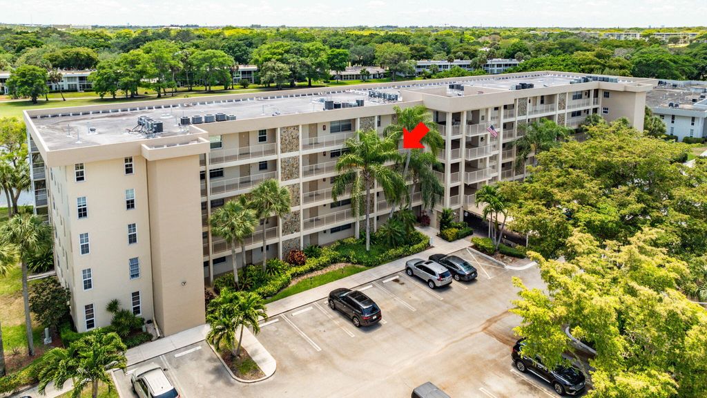 Photo of 4030 W Palm Aire Drive #405, Pompano Beach, FL 33069 (MLS # R10982339)