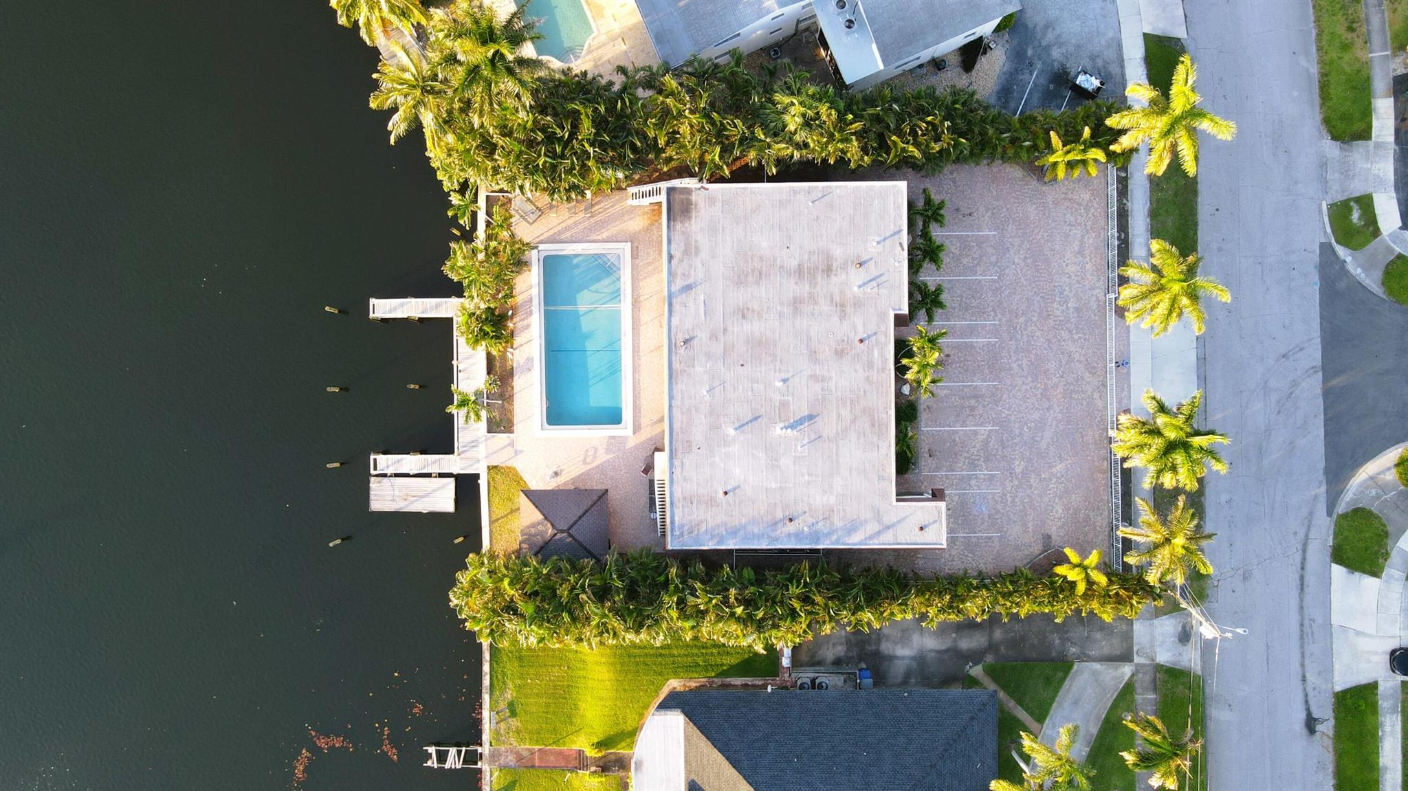 LAKE PARK ADD 1 - Residential Income