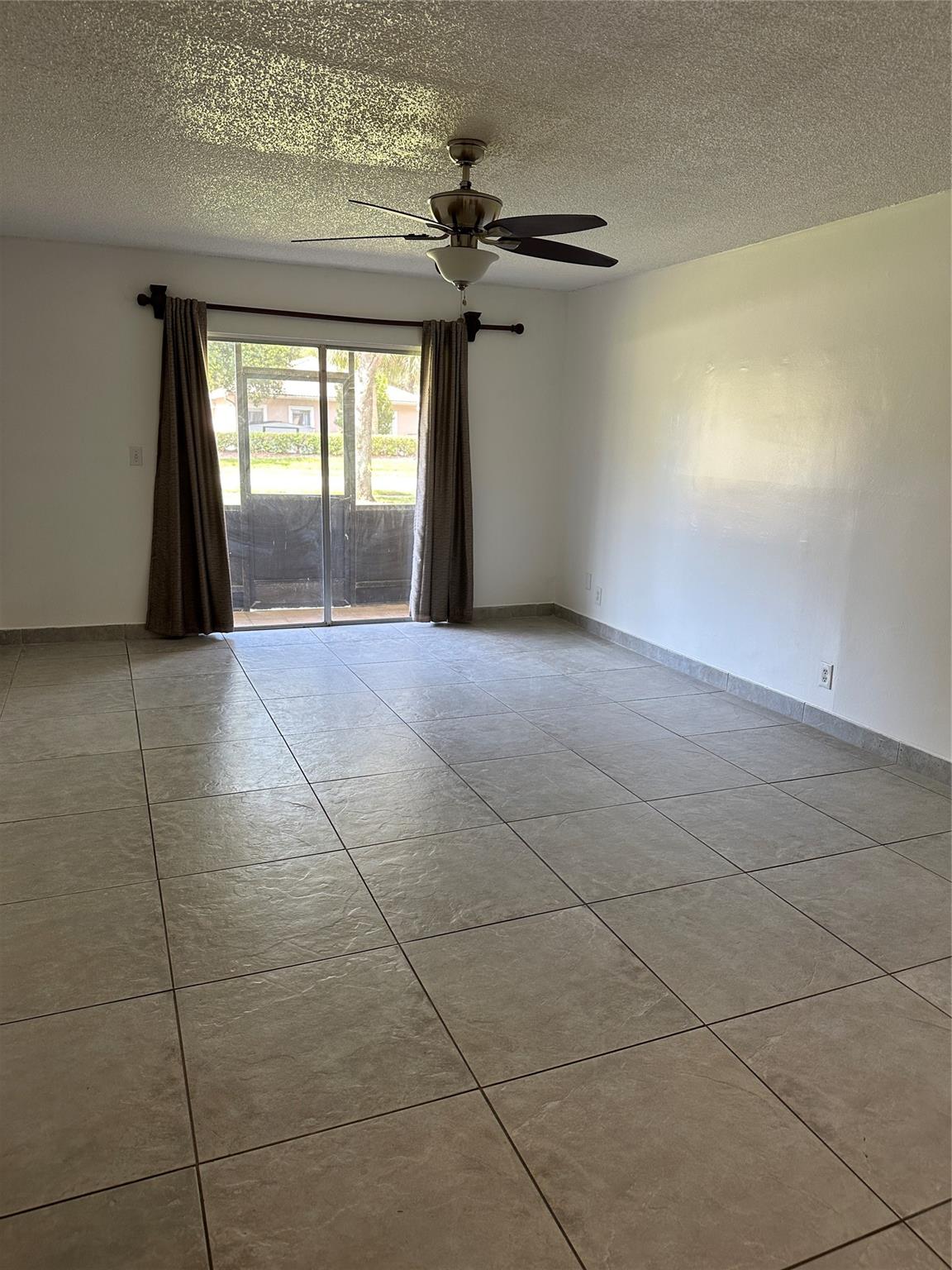 Ramblewood East Condo - Residential Lease