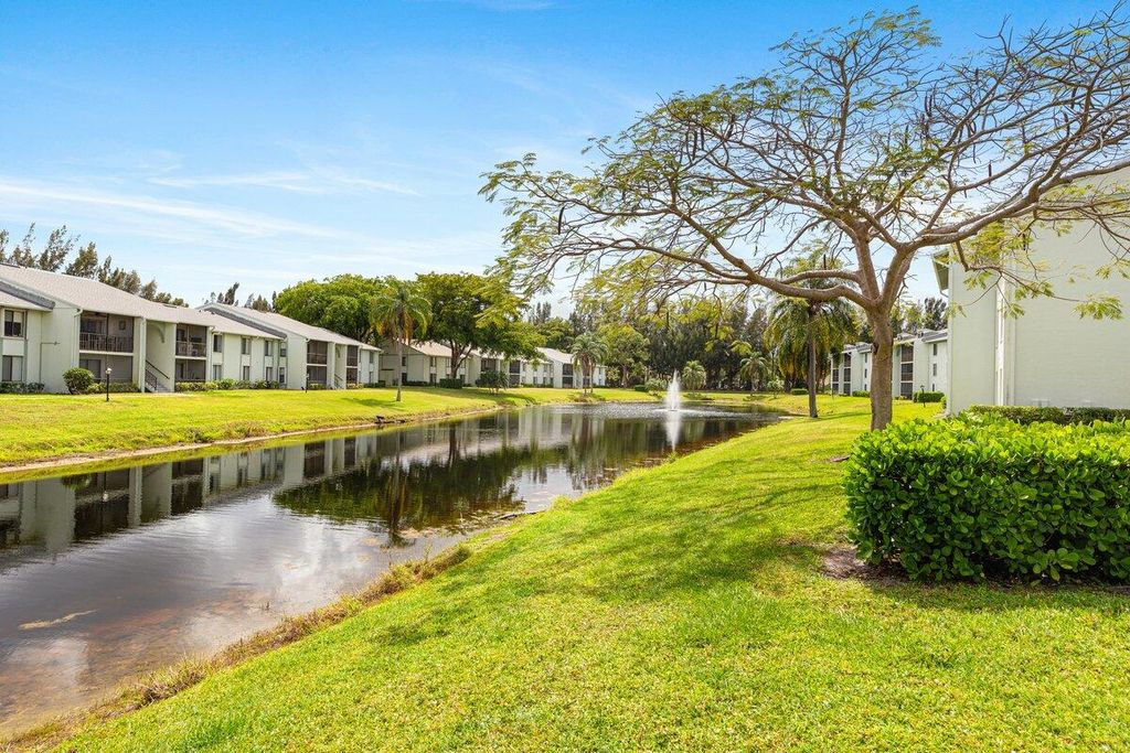 Photo of 3618 Alder Drive #H2, West Palm Beach, FL 33417 (MLS # R10982976)