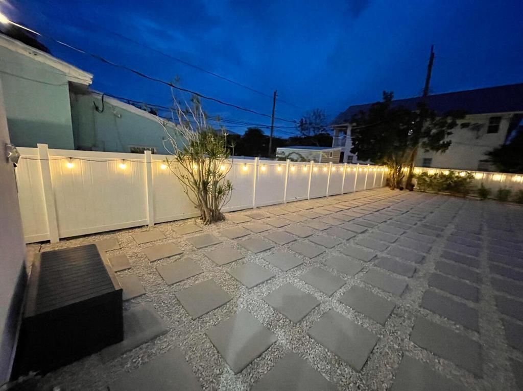 Photo of 615 SW 9th Street, Fort Lauderdale, FL 33315 (MLS # B26011694)