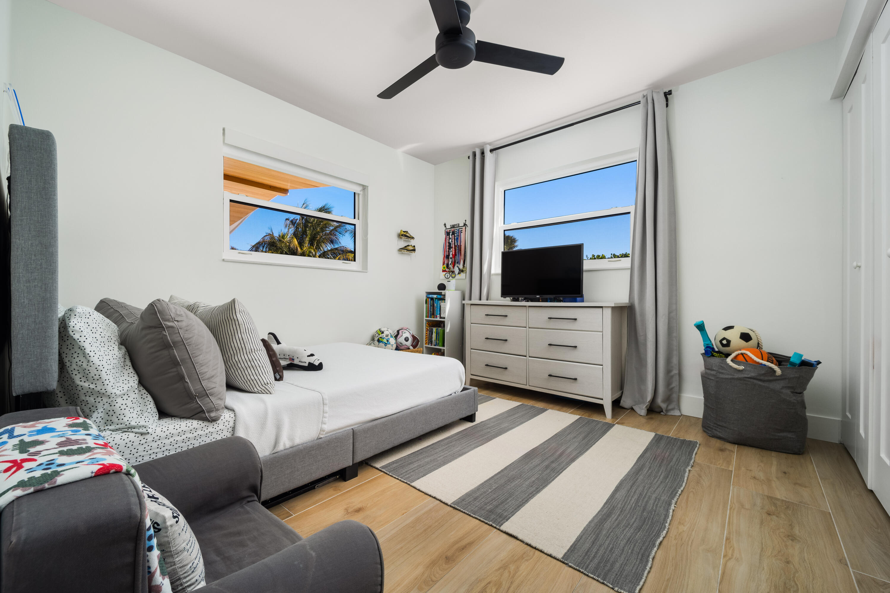 SEAGATE HARBOR - Residential