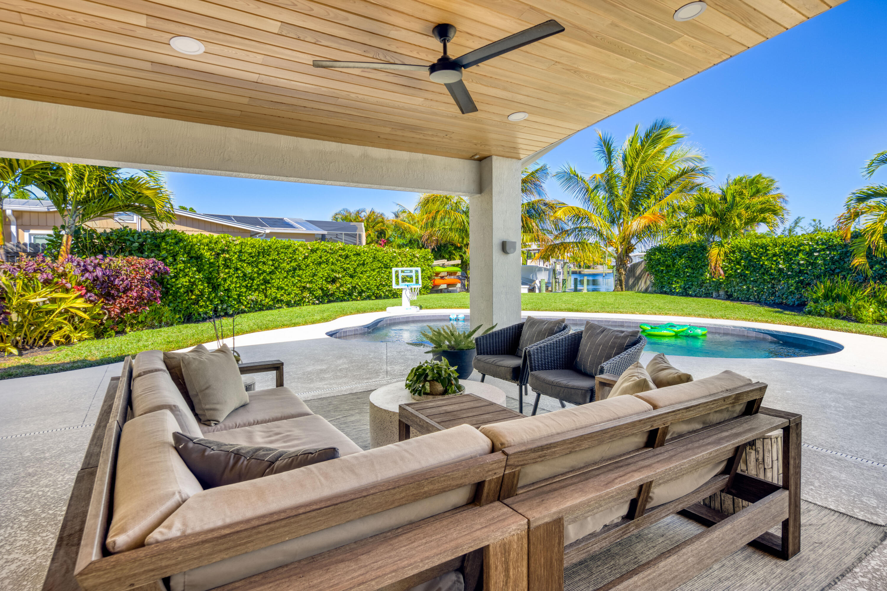 SEAGATE HARBOR - Residential