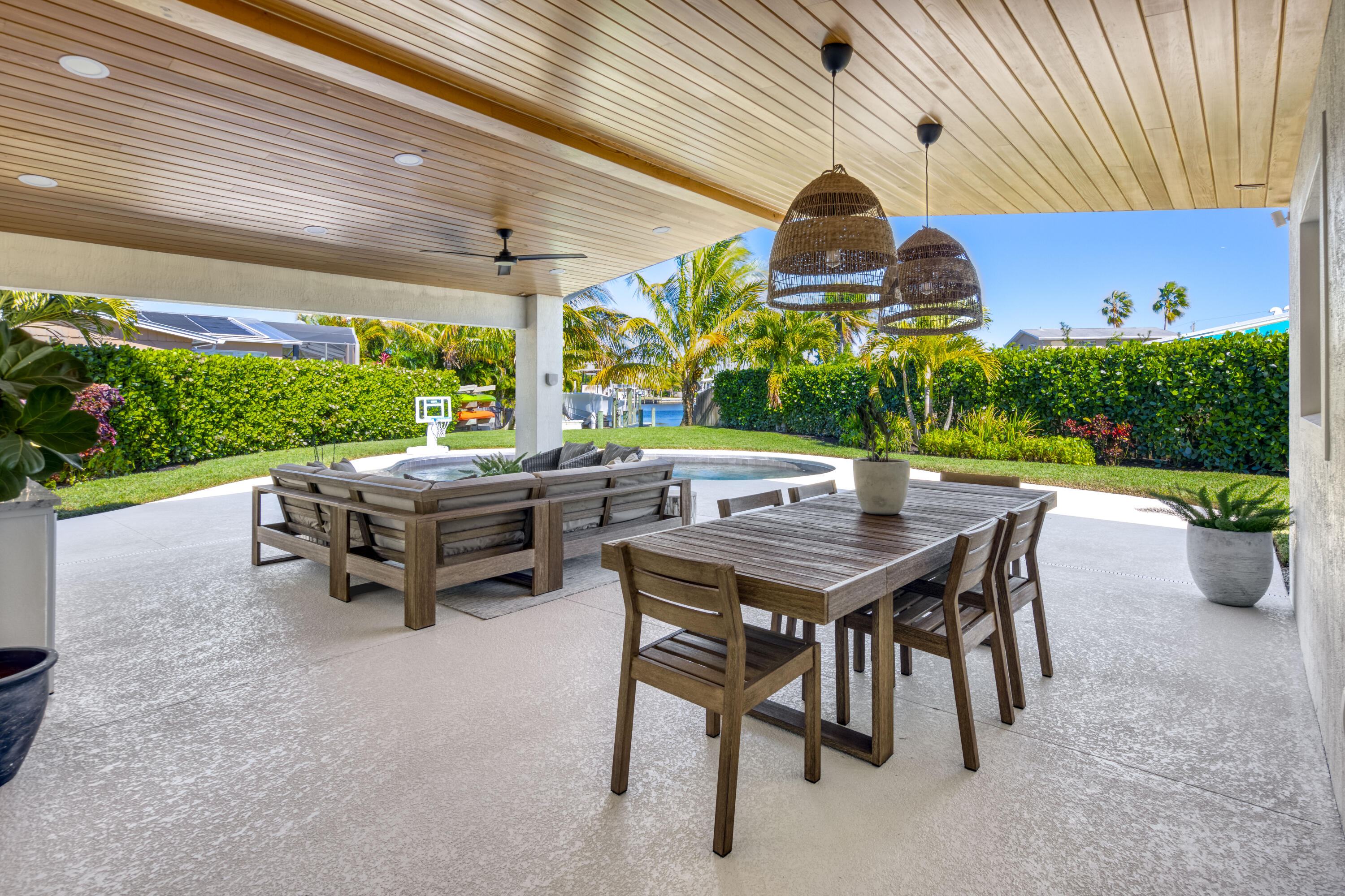 SEAGATE HARBOR - Residential