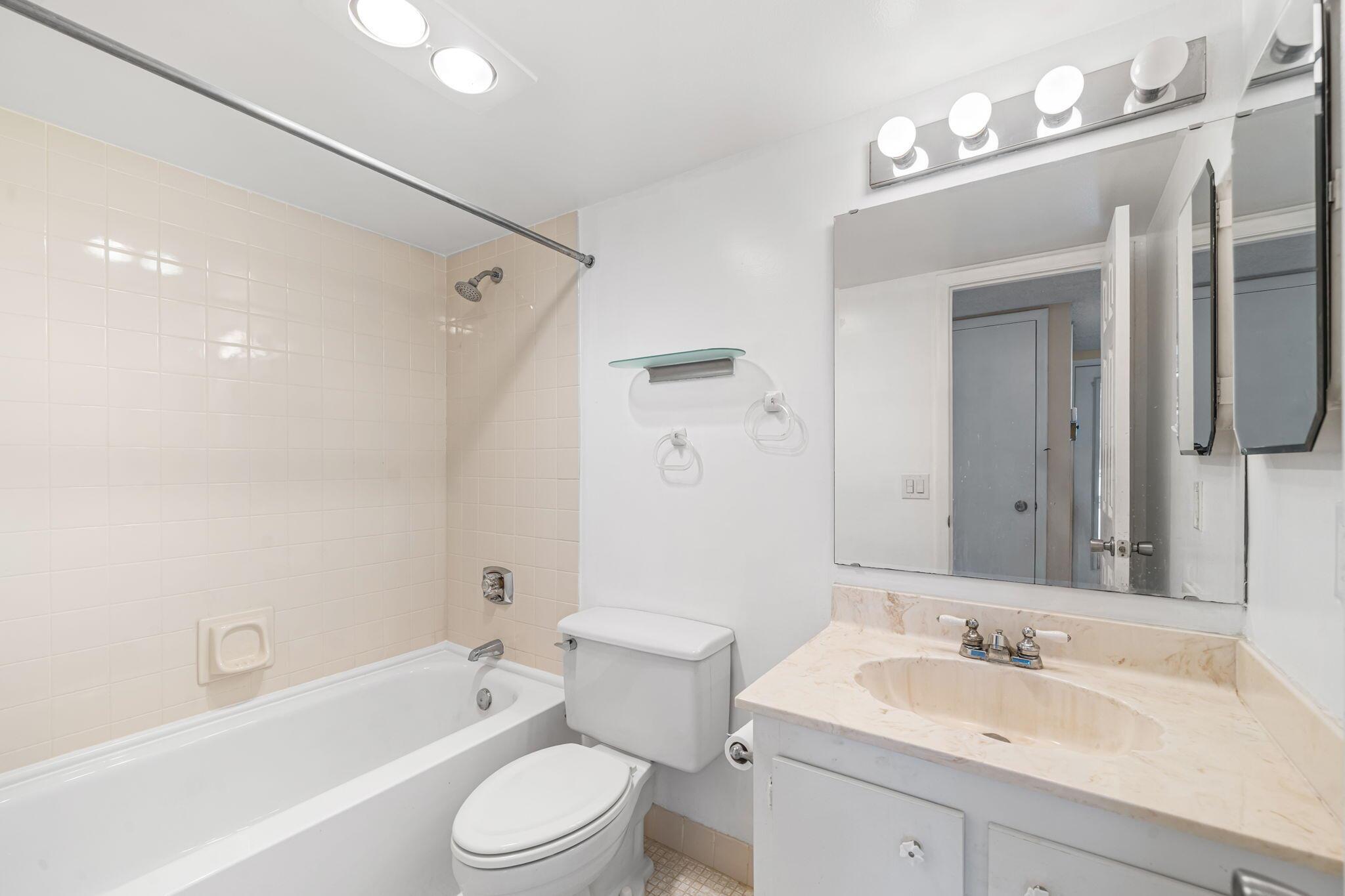 TROPIC BAY CONDO - Residential Lease