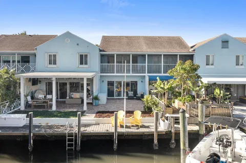 716 Rider Road, Boynton Beach, FL MLS: R11074223