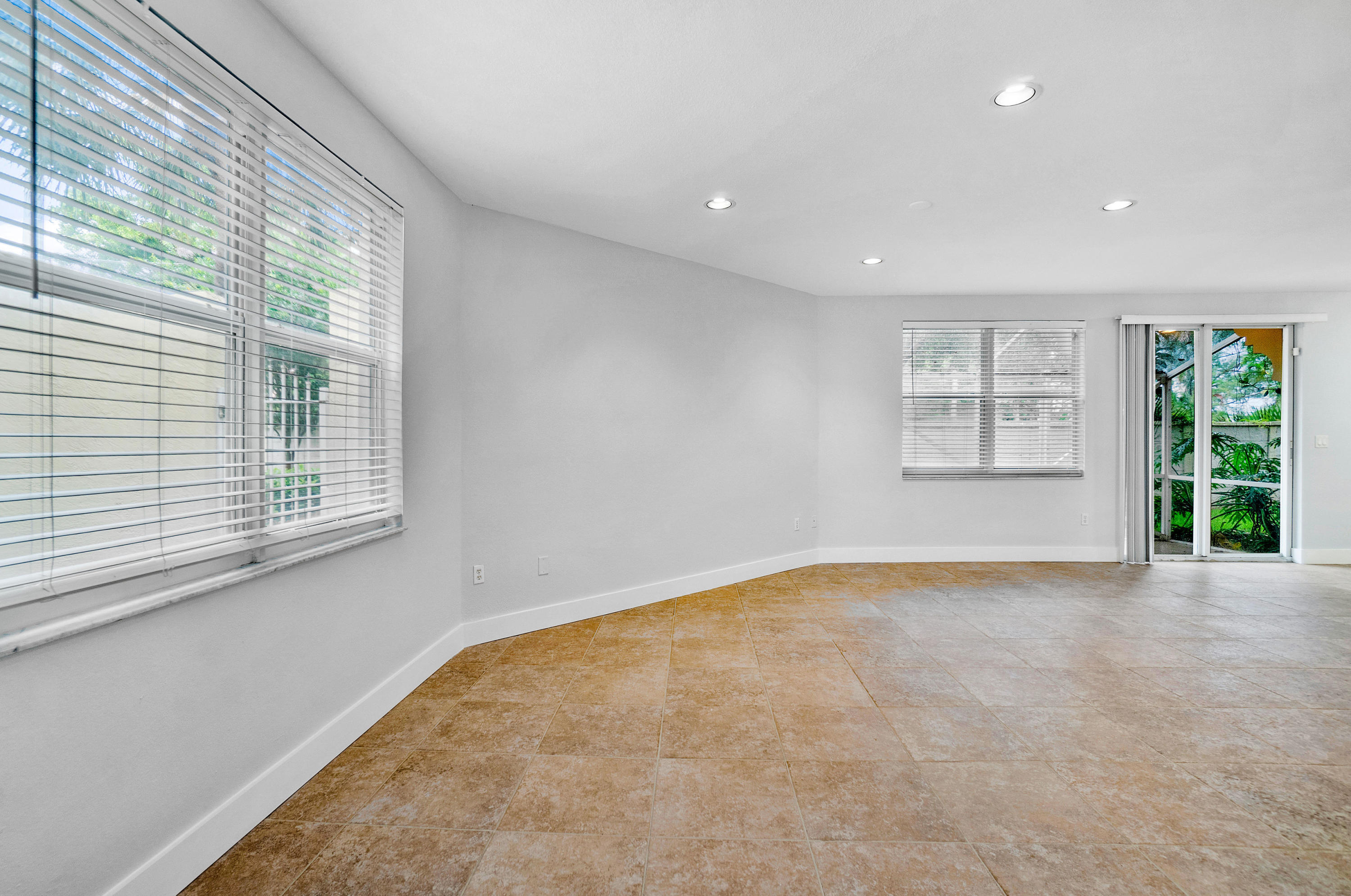 DEER CREEK - Residential