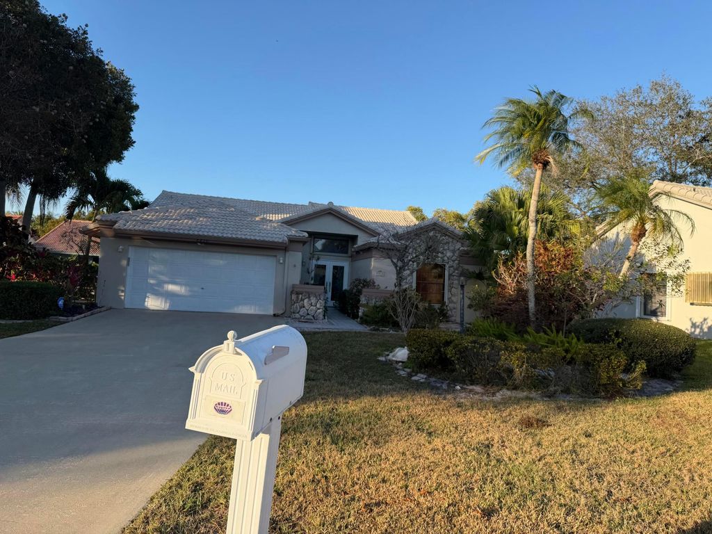 Photo of 8810 Boatswain Drive, Boynton Beach, FL 33436 (MLS # R11159653)