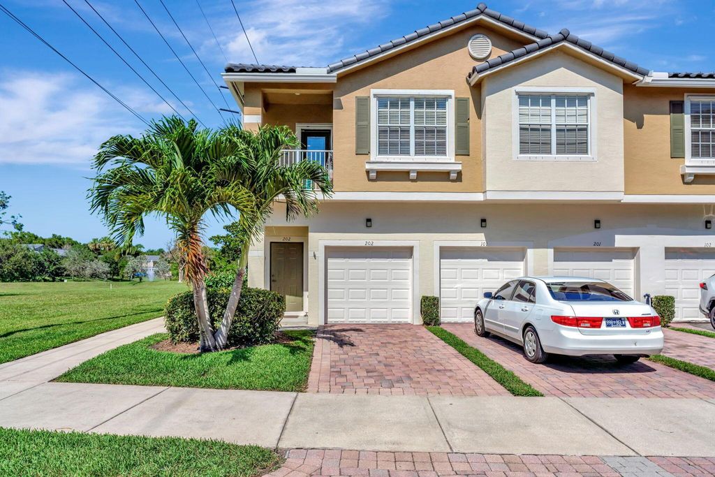 Photo of 3031 SE Lexington Lakes Drive #202, Stuart, FL 34994 (MLS # R11091018)