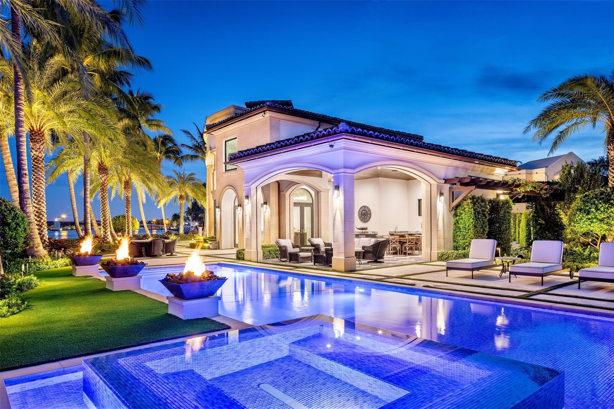 Seven Isles - Residential