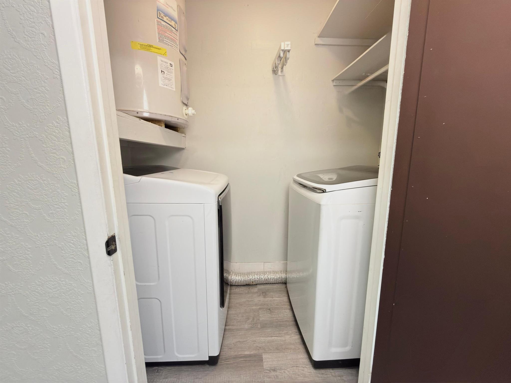 FOREST HILL VILLAS GARDEN - Residential Lease