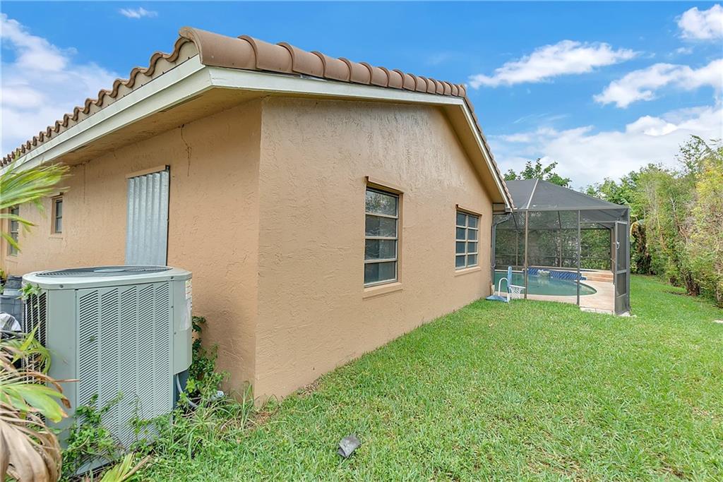 Springs Gateway 127-17 B - Residential