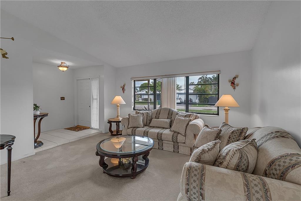 Springs Gateway 127-17 B - Residential