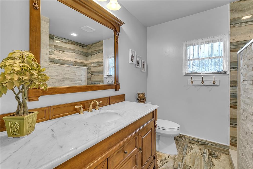 Springs Gateway 127-17 B - Residential