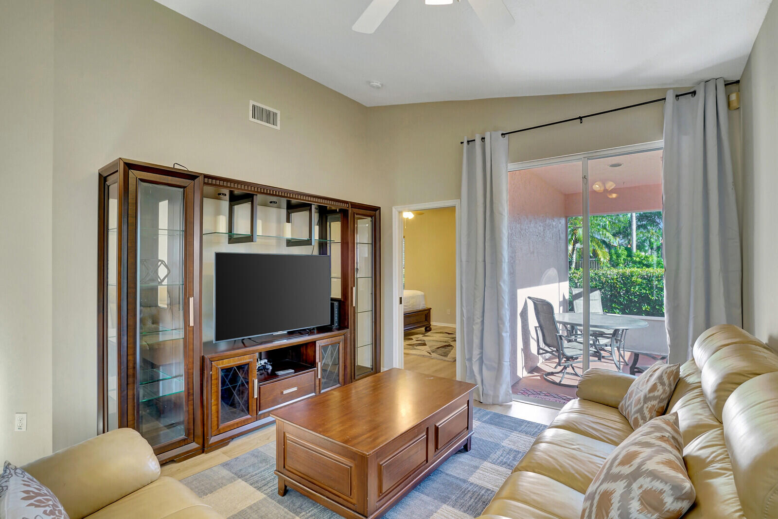 WELLINGTONS EDGE PAR 78 PH 1 - Residential Lease