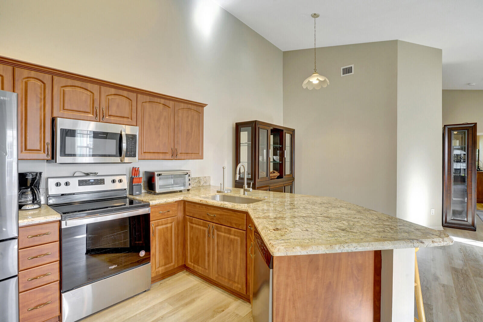 WELLINGTONS EDGE PAR 78 PH 1 - Residential Lease