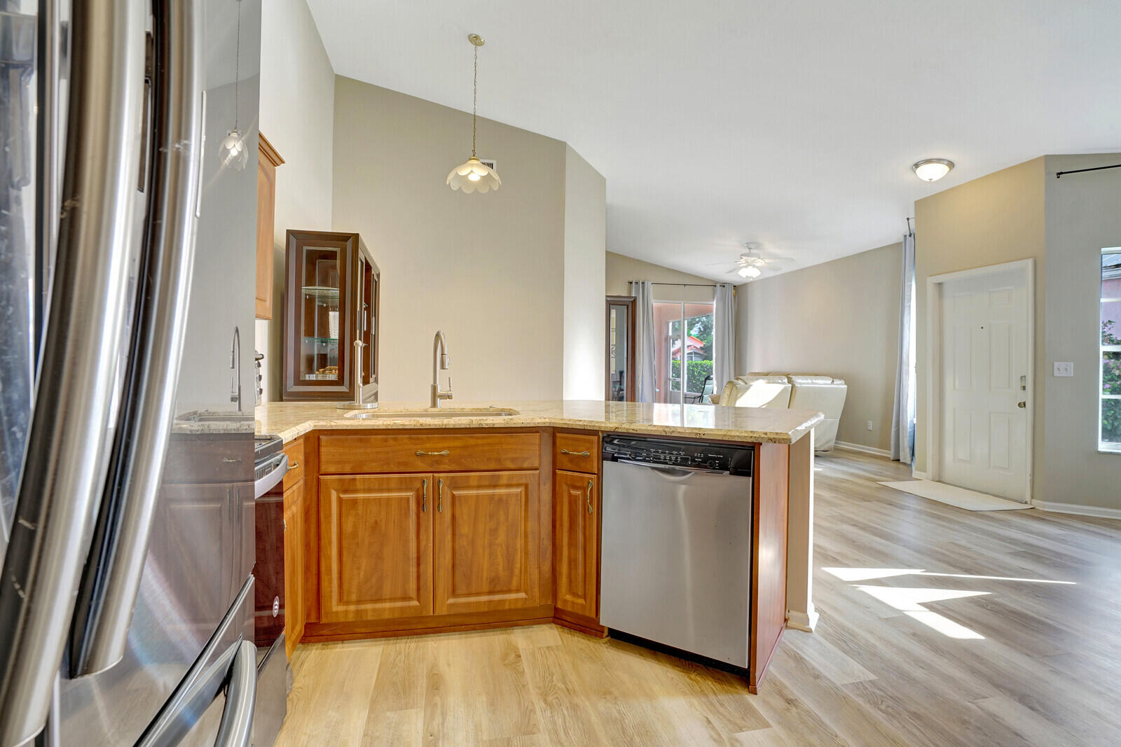 WELLINGTONS EDGE PAR 78 PH 1 - Residential Lease