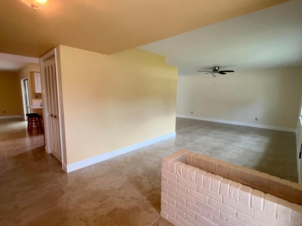 Photo of 1105 Heron Avenue, Fort Pierce, FL 34982 (MLS # R10920815)