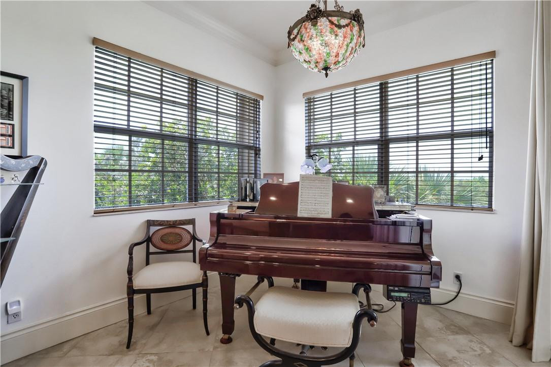 CYPRESS POINTE - Residential