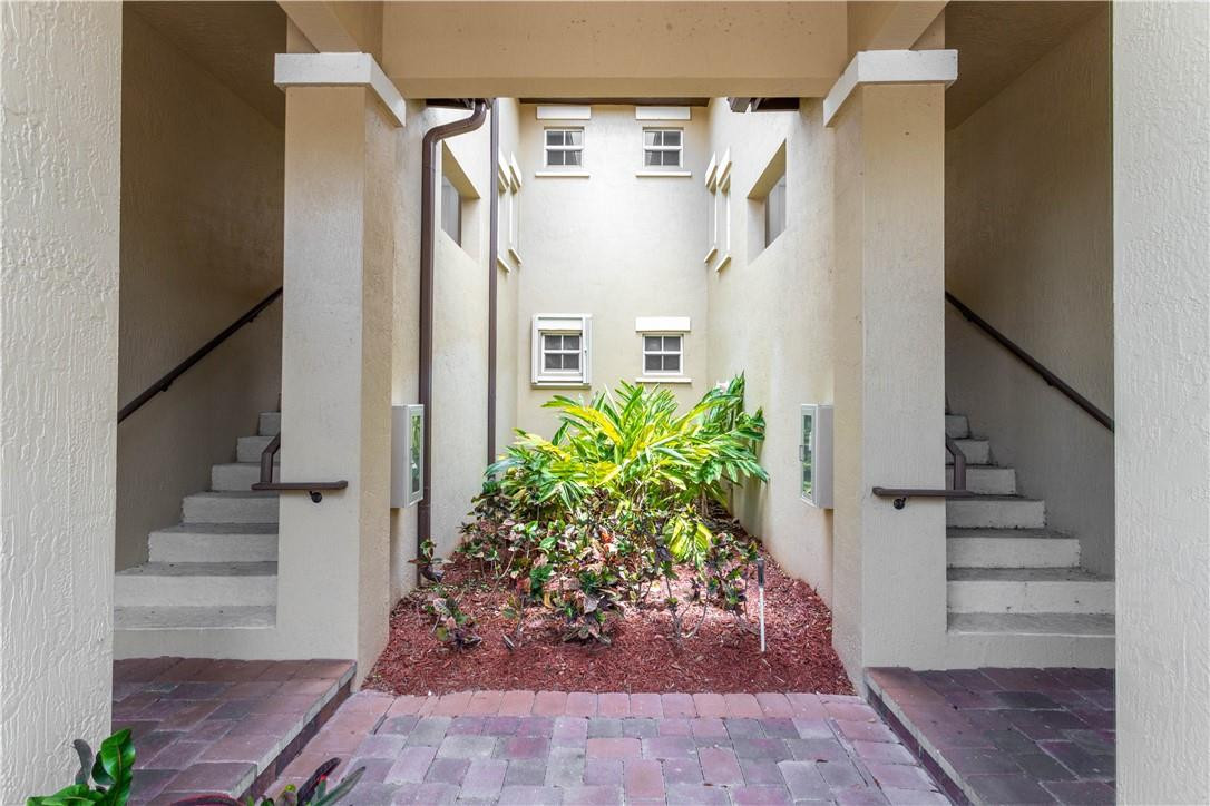 CYPRESS POINTE - Residential