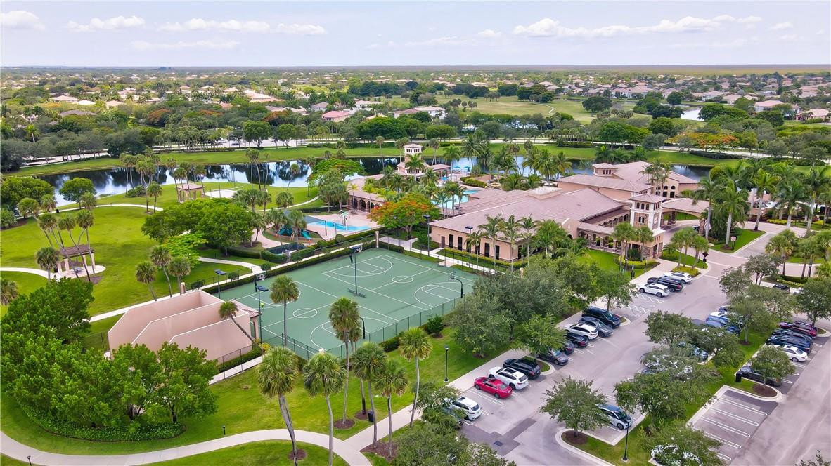 CYPRESS POINTE - Residential