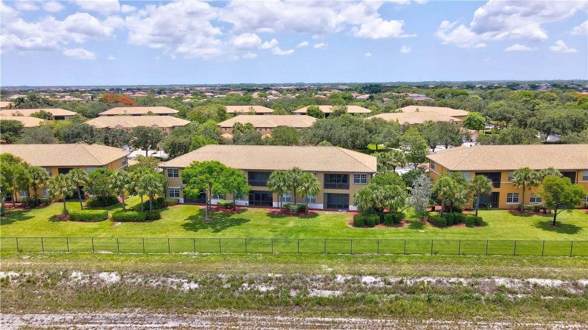 CYPRESS POINTE - Residential