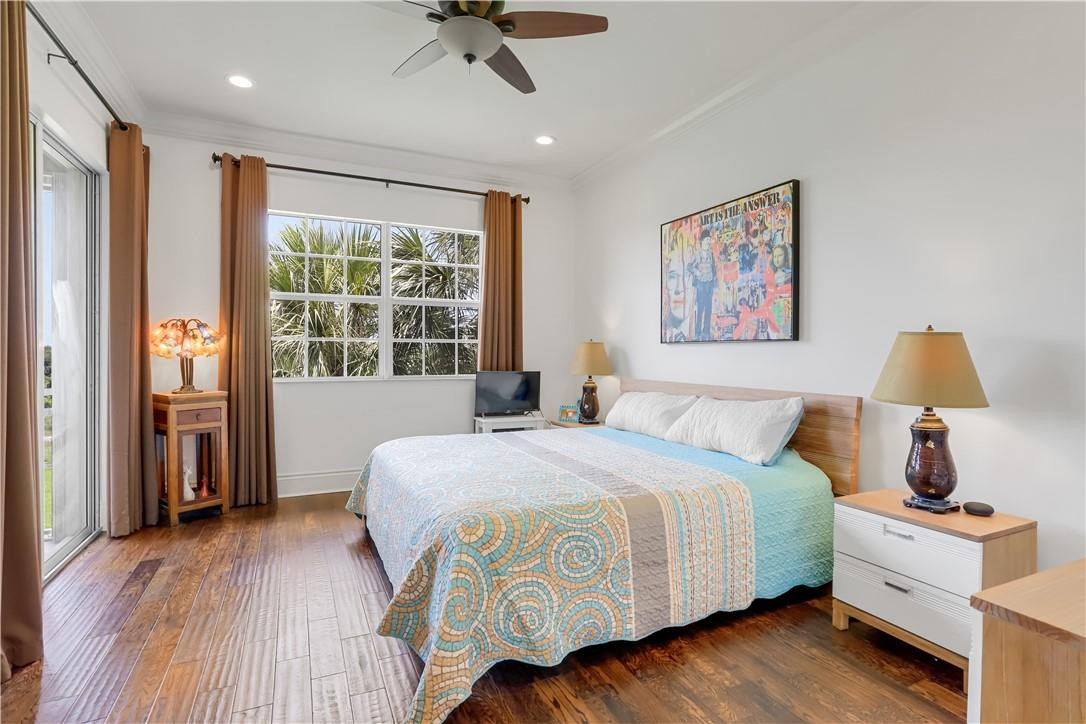 CYPRESS POINTE - Residential