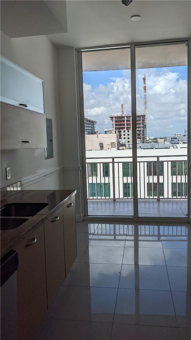 2275 Biscayne Boulevard 1005