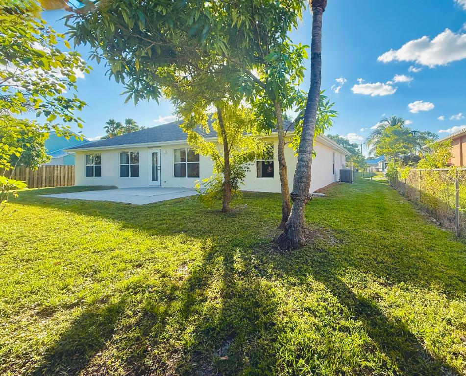 PORT ST LUCIE SECTION 7 - Residential