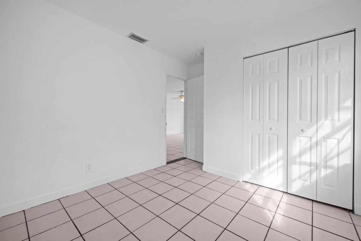 WINDERMERE CONDO NUMBER FOUR - Residential