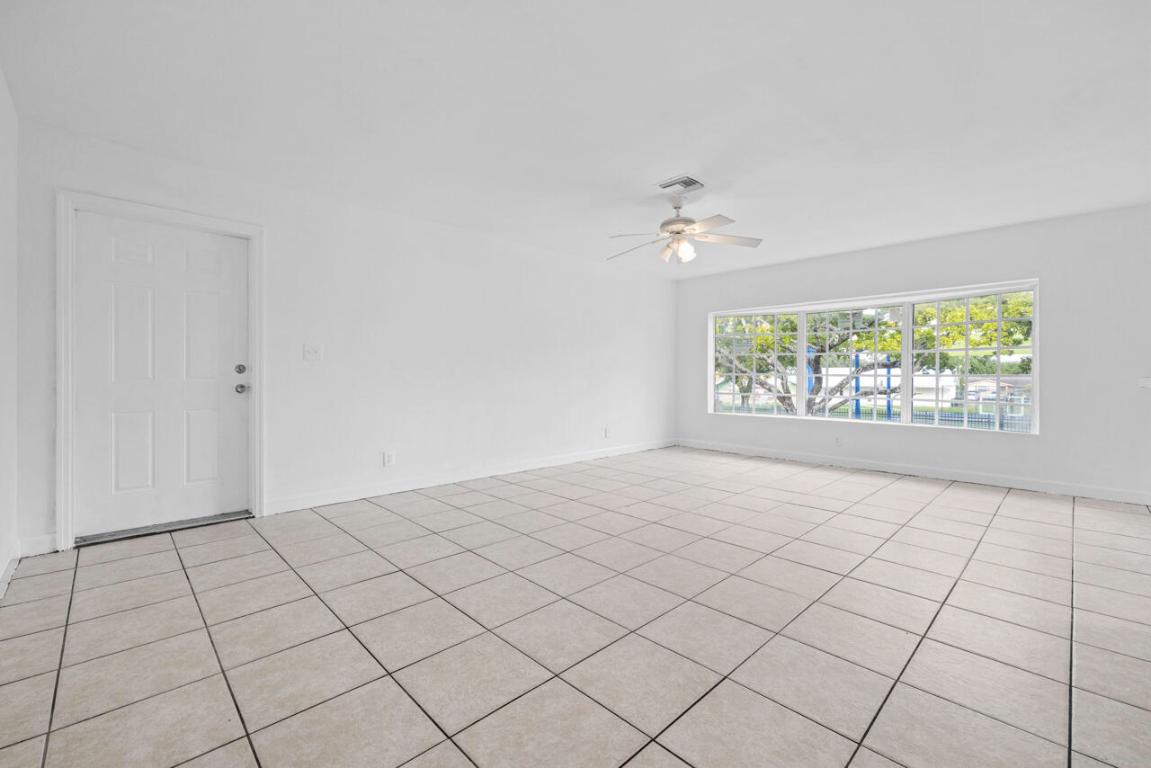 WINDERMERE CONDO NUMBER FOUR - Residential