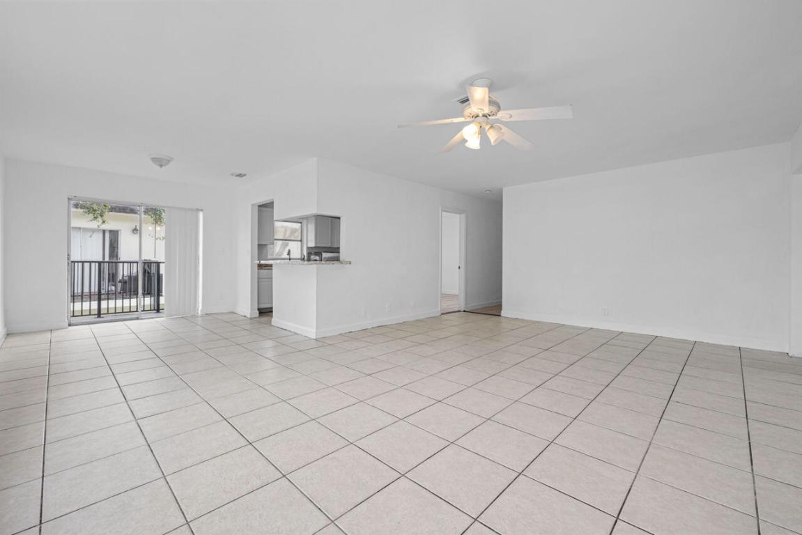 WINDERMERE CONDO NUMBER FOUR - Residential